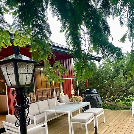Cozy House With Lovely Garden Villa Sandefjord
