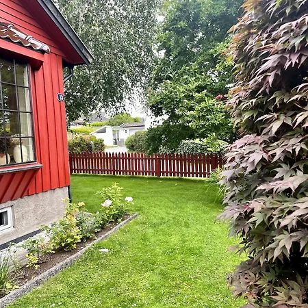 Cozy House With Lovely Garden